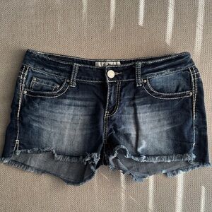 DAYTRIP Capricorn Jean Shorts in Dark Wash